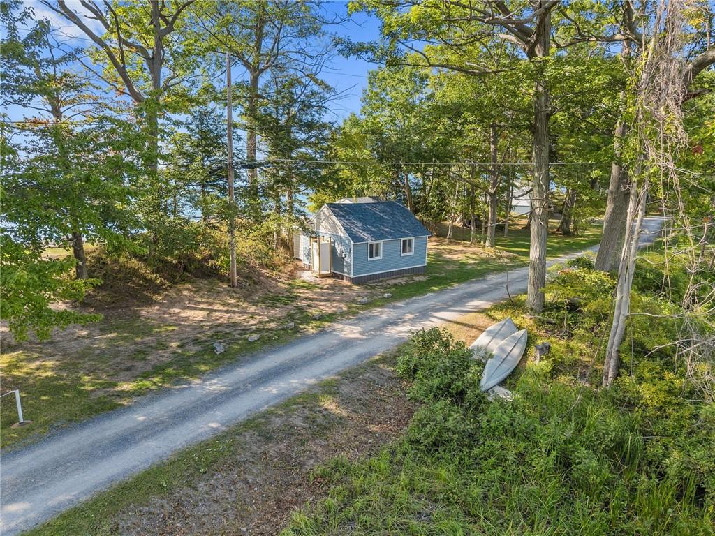 Image 2: 81 North Rainbow Shores
