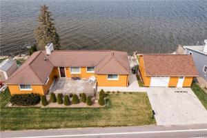 7395 Lakeshore Road
