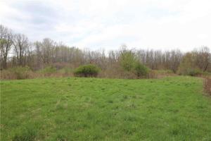32 acres Route 31