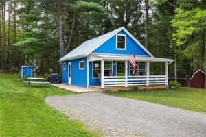 8147 Lakeshore Drive
