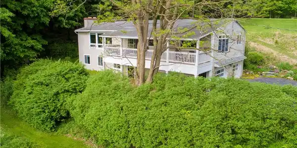 2664 B & C E Lake Road