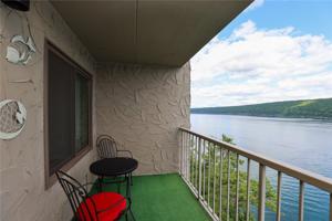102 Cliffside Drive