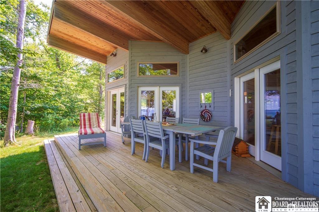 Image 2: DECK OVERLOOKING LAKE