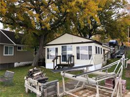 2096 Lakeshore Drive