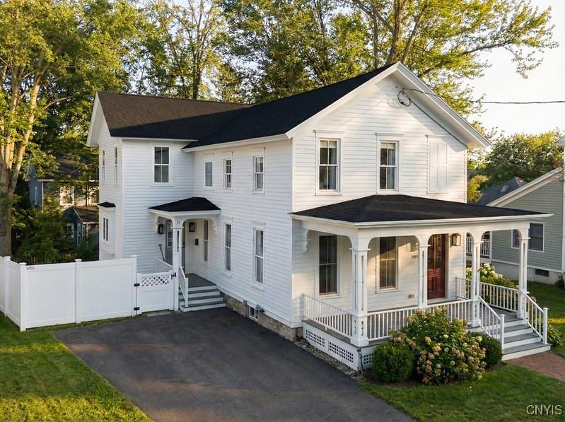 Image 4: January in CNY w ai