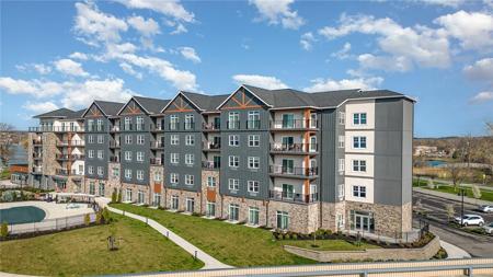 205 Lakeshore Drive