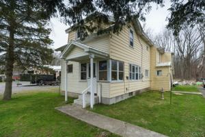 7050 Lakeshore Road