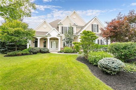 3682 Summit View