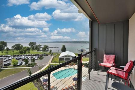 205 Lakeshore Drive