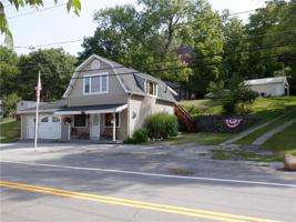 5975 E Lake