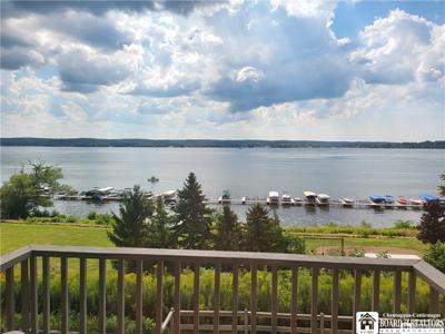 16 Cayuga Drive