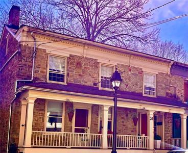 51 Pioneer Street