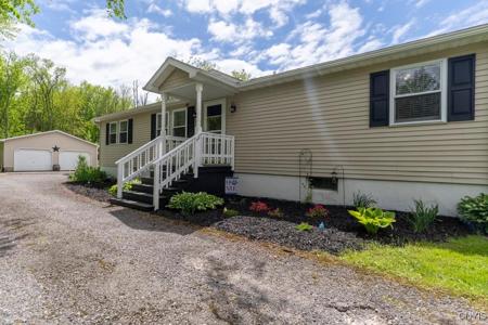 7226 Lakeshore Road