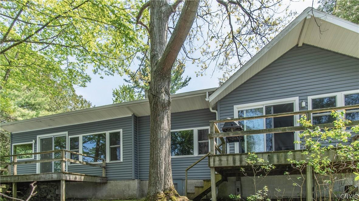 Image 4: Back of House facing The river with 2 decks