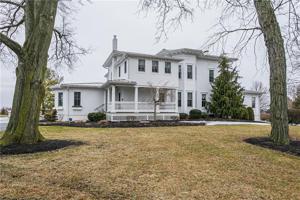 3505 Lake Road