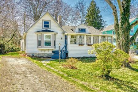 545 Forest Lawn Road