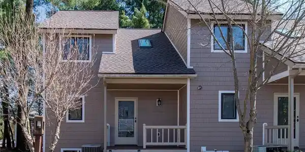 29 Elm Lane