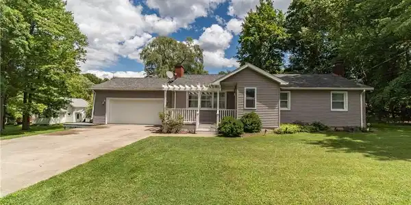 111 N Laurel Avenue