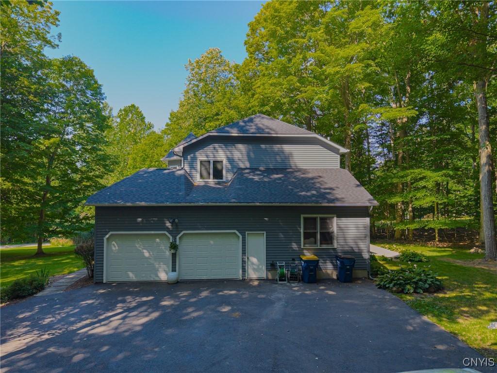 Image 2: Oversize Side Loading Garage