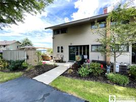 32 Oneida Drive