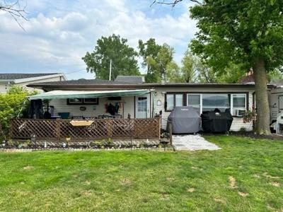 5745 Mariners Drive