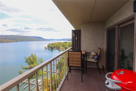 98 Cliffside Drive