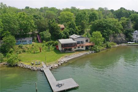 1995 Lake Road