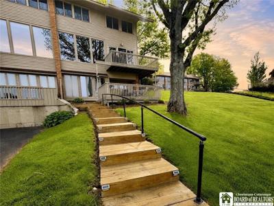19 Seneca Drive