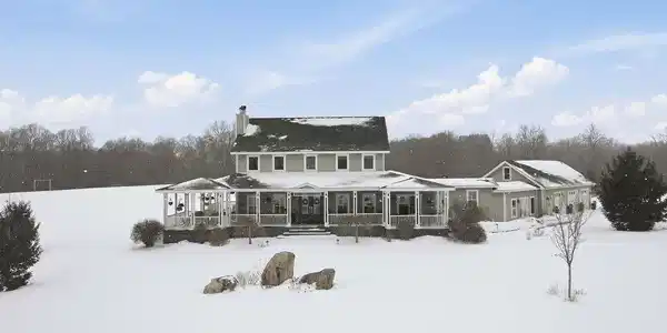 5278 Hill Road