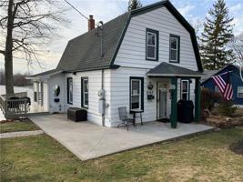 8503 E Port Bay Road