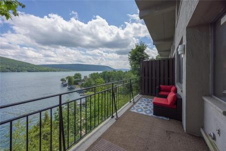 7 Cliffside Drive