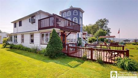 2472 Lakeside Drive