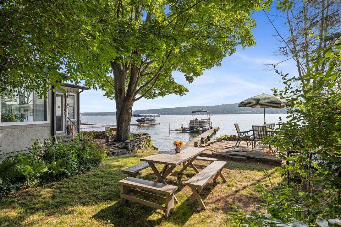 Image 4: BEAUTIFUL 78' LAKE LEVEL WATERFRONT