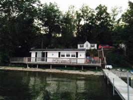4582 West Lake Road