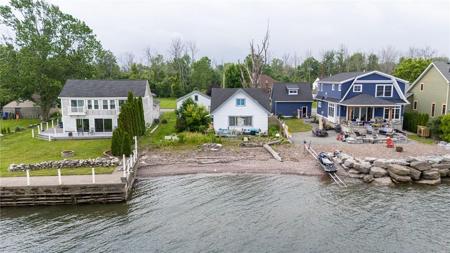 558 Lake Shore Drive