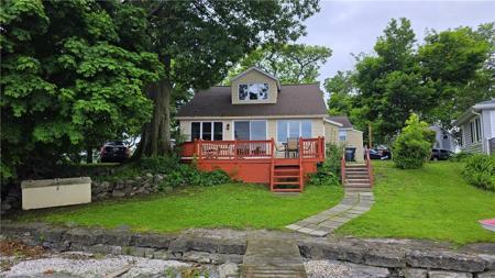 809 Farleys Point Road