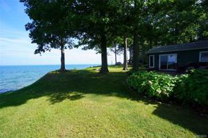 5347 W Lake Road
