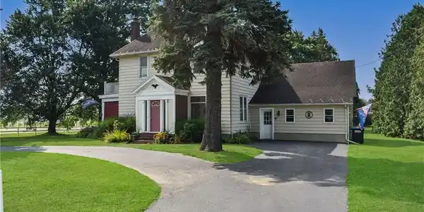 Image 2: Welcome Home!