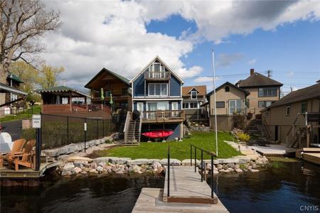 18 Otter Street
