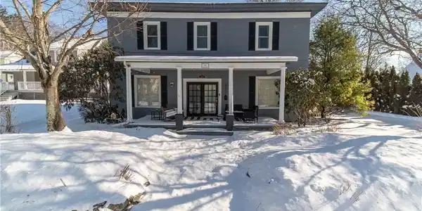 34 Maple Street