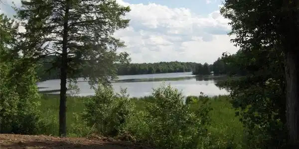 14 E Lake Road
