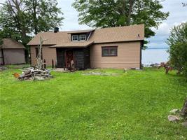 7265 Lakeshore Road