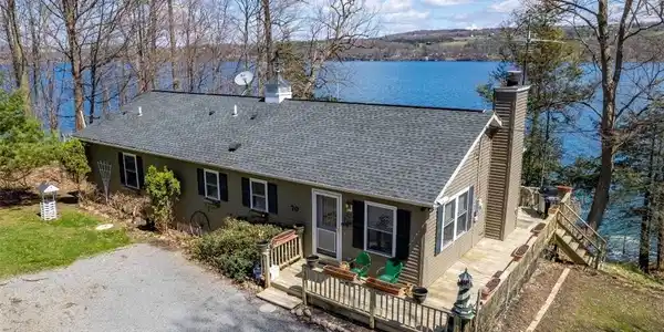 70 Lakewood Lane