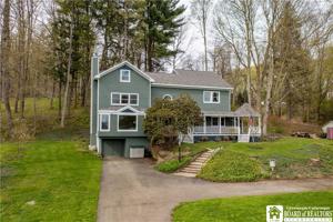 4408 Lakeside Drive
