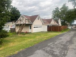 6158 W Lake Road
