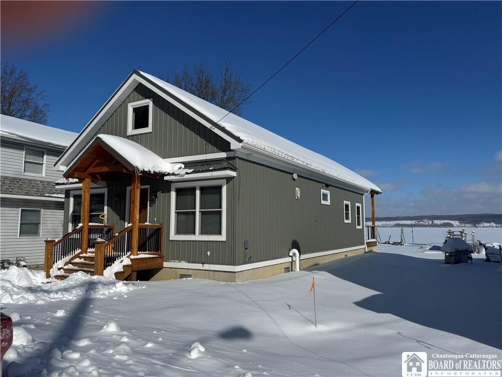 Image 3: Move-in-ready! Fully furnished house, dock, boat l