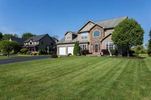 8825 Wedgefield Lane