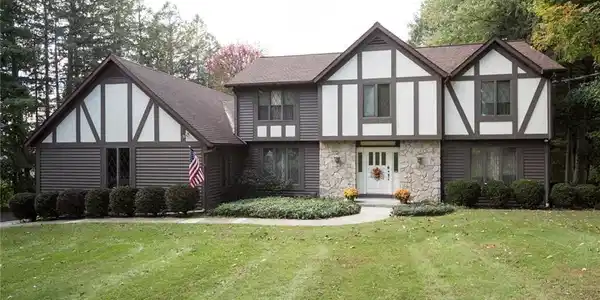 98 E Lake Road