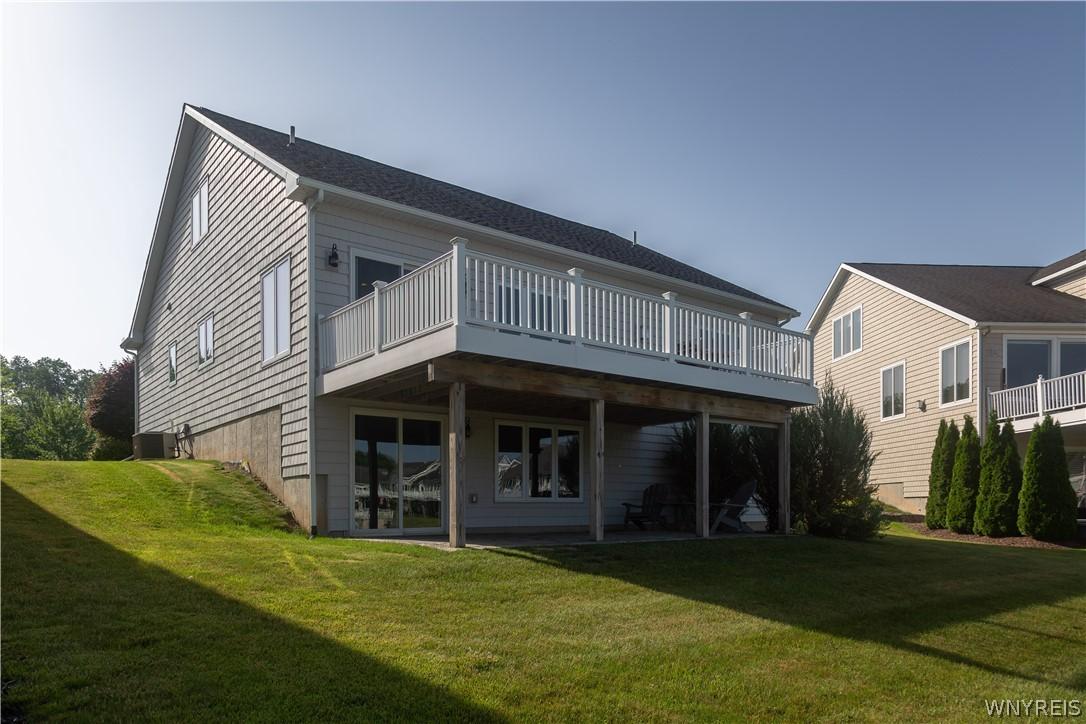 Image 3: Back of House