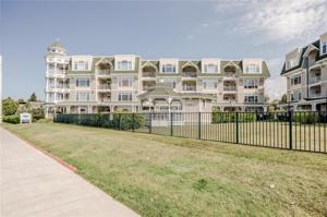 50 Lakeside Drive